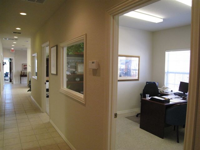 More Photos Of 1206 Bent Oaks Ct, Denton Medical For Lease