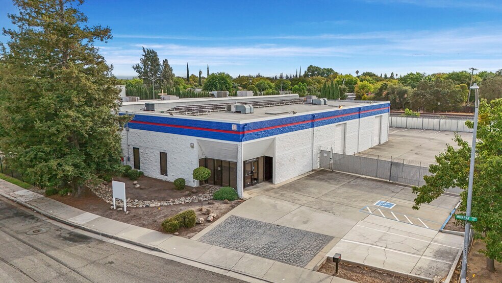 More Photos Of 7711 Murray Dr, Stockton Flex For Sale