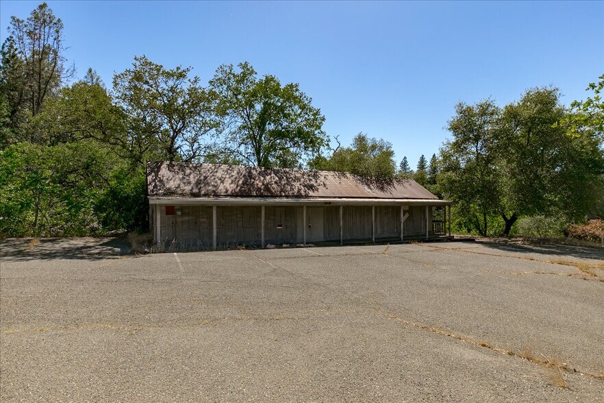 More Photos Of 2080 Smith Flat Rd, Placerville General Retail For Sale
