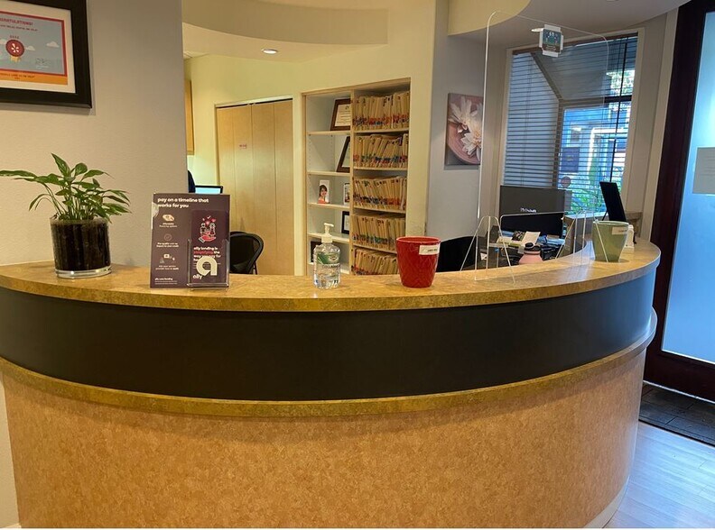 More Photos Of 100 W El Camino Real, Mountain View Office For Lease