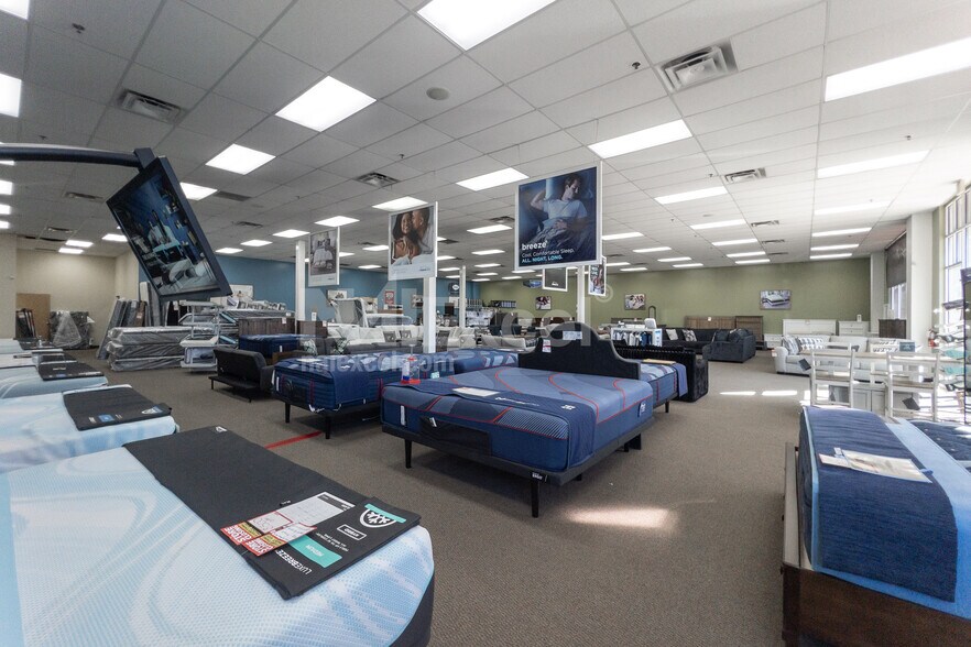 More Photos Of 114 N Main St, Cedar City Storefront For Lease