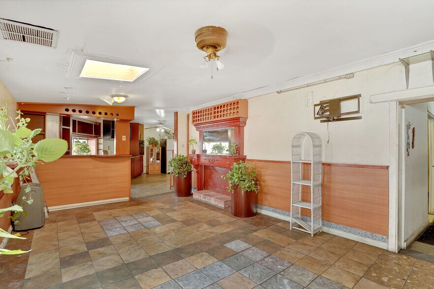 More Photos Of 245-249 Verona Ave, Newark Manufacturing For Sale