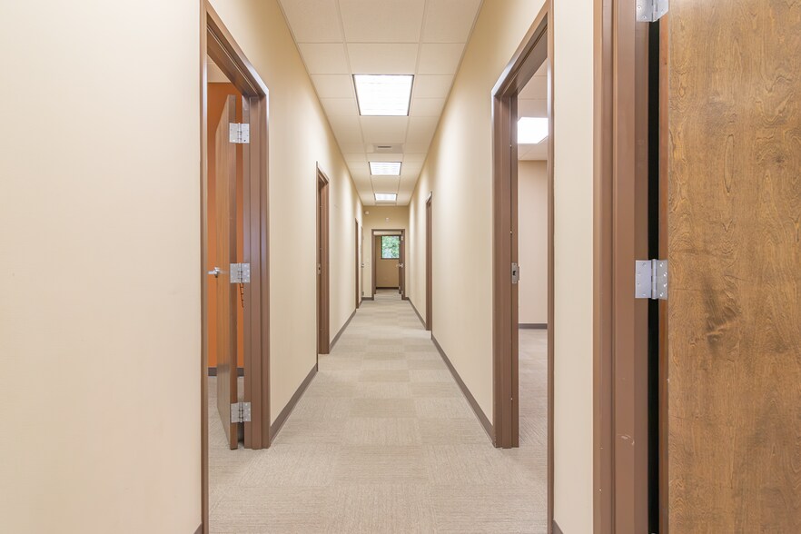 More Photos Of 310 New Fidelity Ct, Garner Medical For Lease
