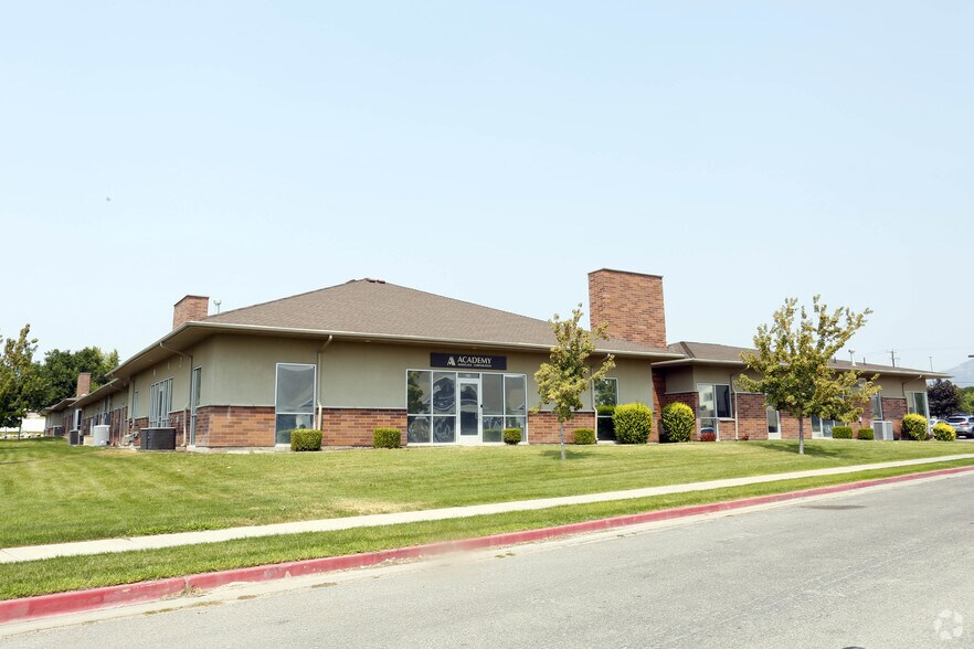 More Photos Of 2297 N Hill Field Rd, Layton Office For Sale