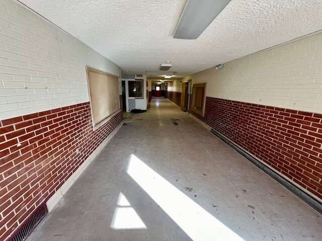 More Photos Of 407 N Holt St, Atkinson Schools For Sale