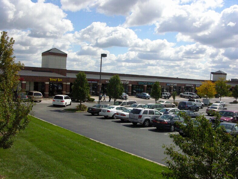 More Photos Of 12561-12661 Antioch Rd, Overland Park Unknown For Lease
