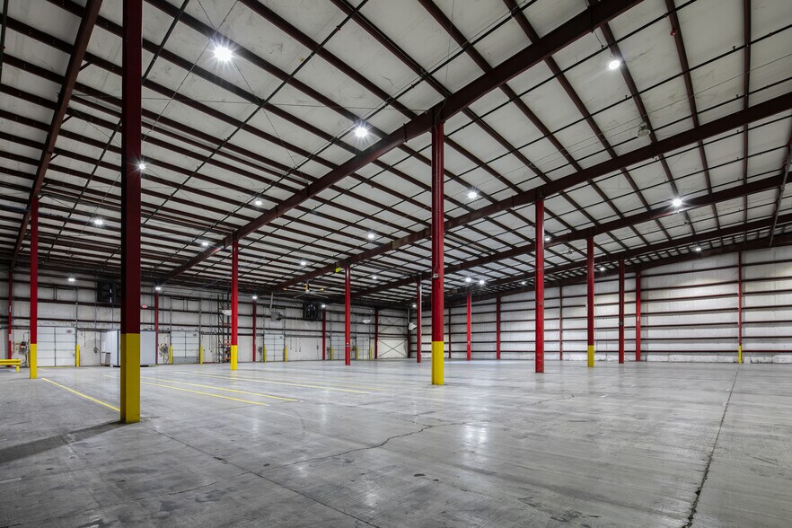 More Photos Of 108 Summer Ct, Georgetown Warehouse For Lease