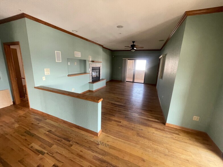 More Photos Of 2970 S Tejon St, Englewood Warehouse For Sale