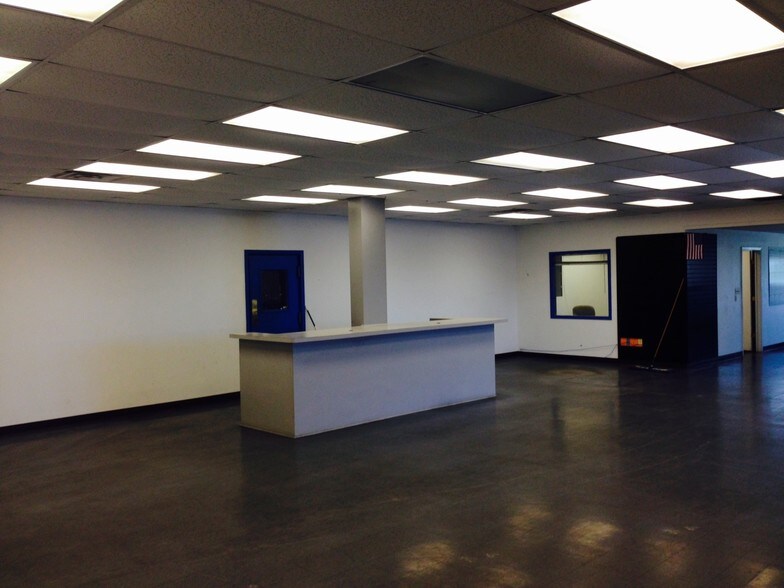 More Photos Of 19146 Highway 190 E, Hammond Warehouse For Lease