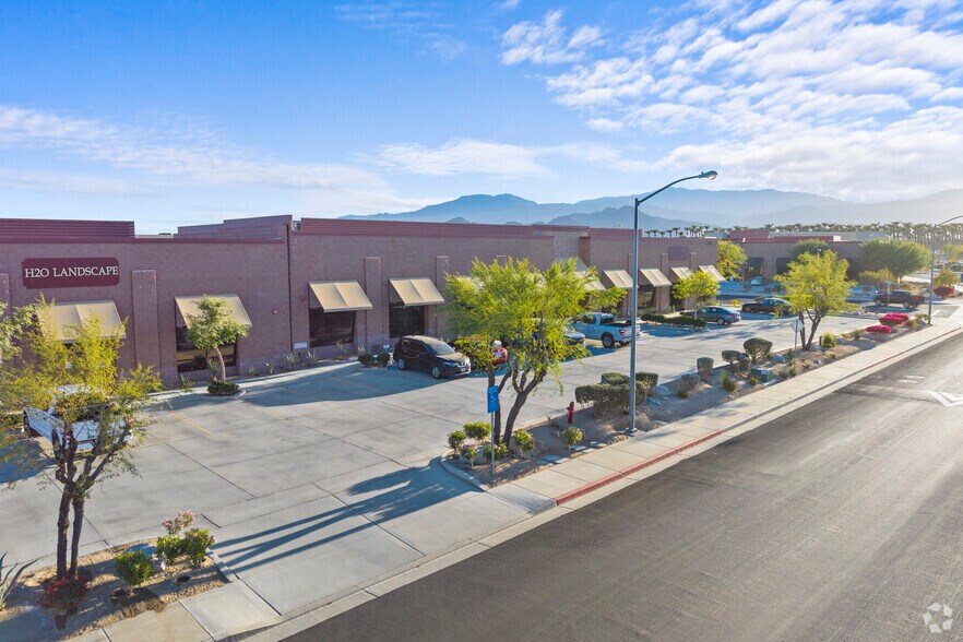 More Photos Of 77851 Los Montanas Rd, Palm Desert Unknown For Lease