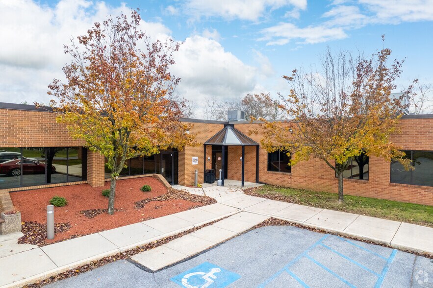 More Photos Of 6081 Hamilton Blvd, Allentown Office For Lease