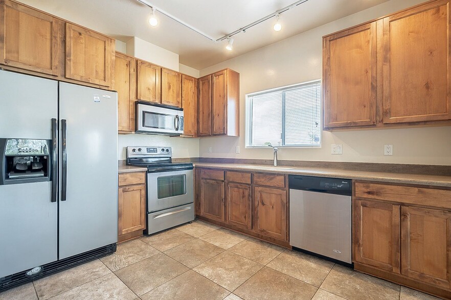 More Photos Of 638-642 E Lester, Tucson Apartments For Sale