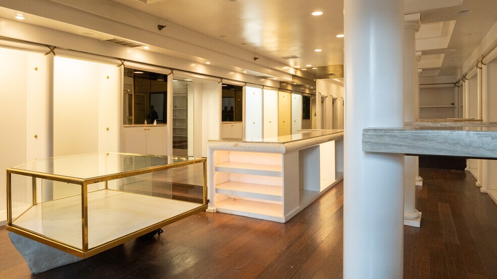 More Photos Of 736-738 Bellefonte St, Pittsburgh General Retail For Sale