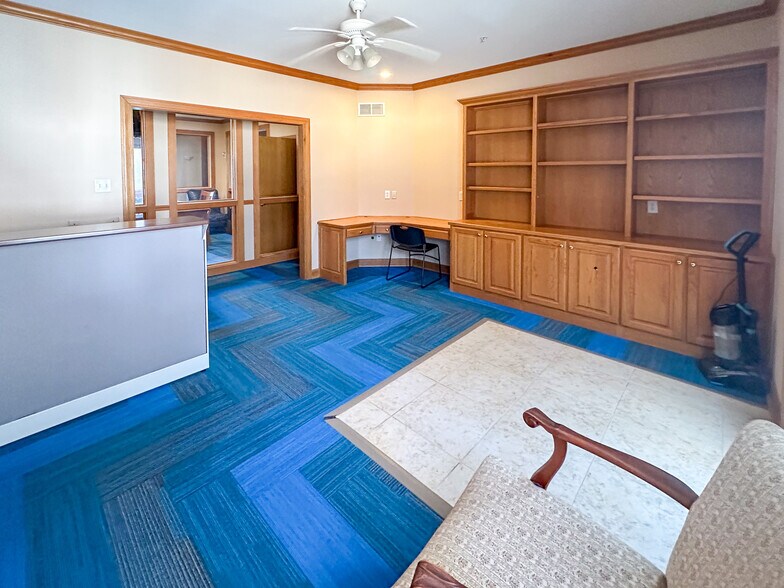 More Photos Of 13310 Kanis Rd, Little Rock Office Residential For Sale