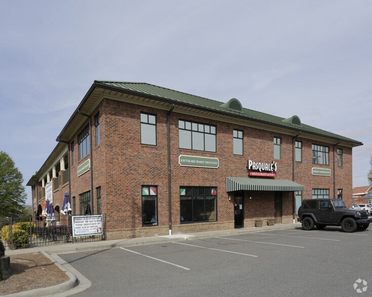 More Photos Of 1741 Gold Hill Rd, Fort Mill General Retail For Lease