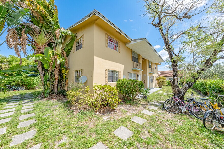 More Photos Of 7523 NW 44th Court, Coral Springs Apartments For Sale