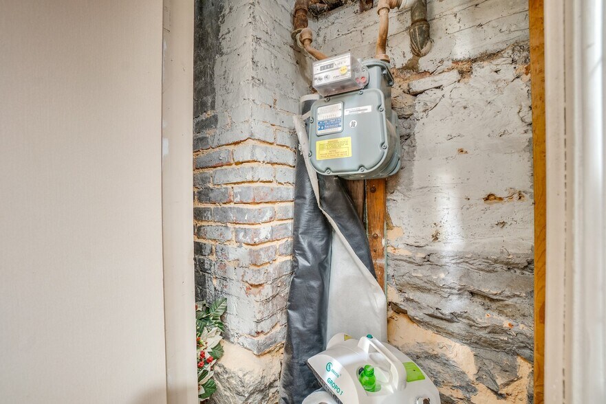 More Photos Of 2516-2520 N Charles St, Baltimore Apartments For Sale