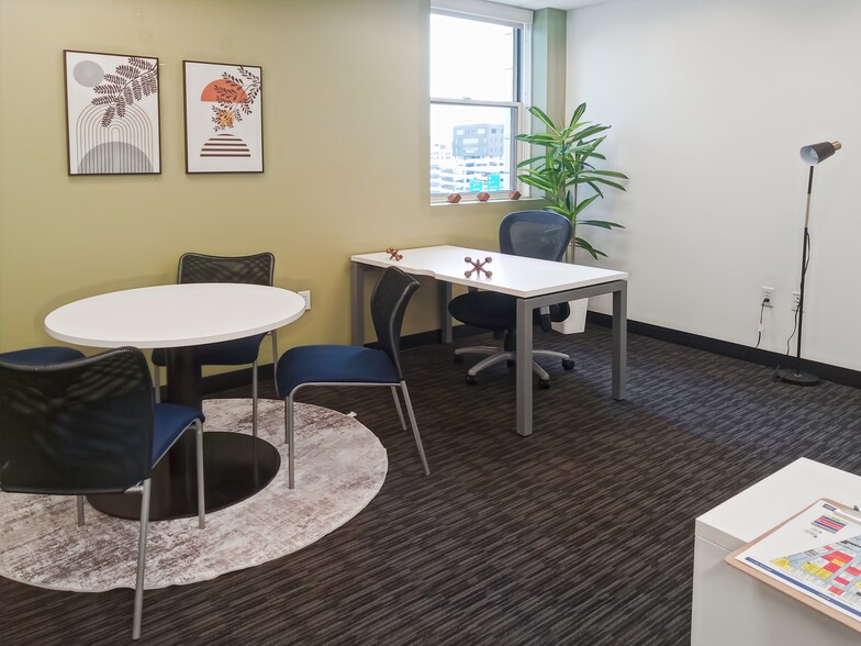 More Photos Of 342 N Water St, Milwaukee Coworking Space