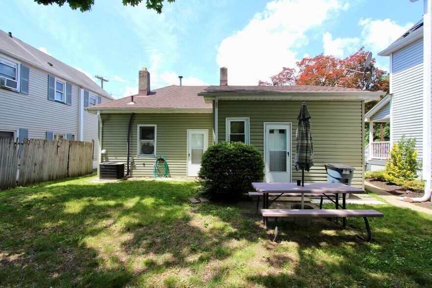 More Photos Of 175 Front St, South Plainfield Storefront For Sale