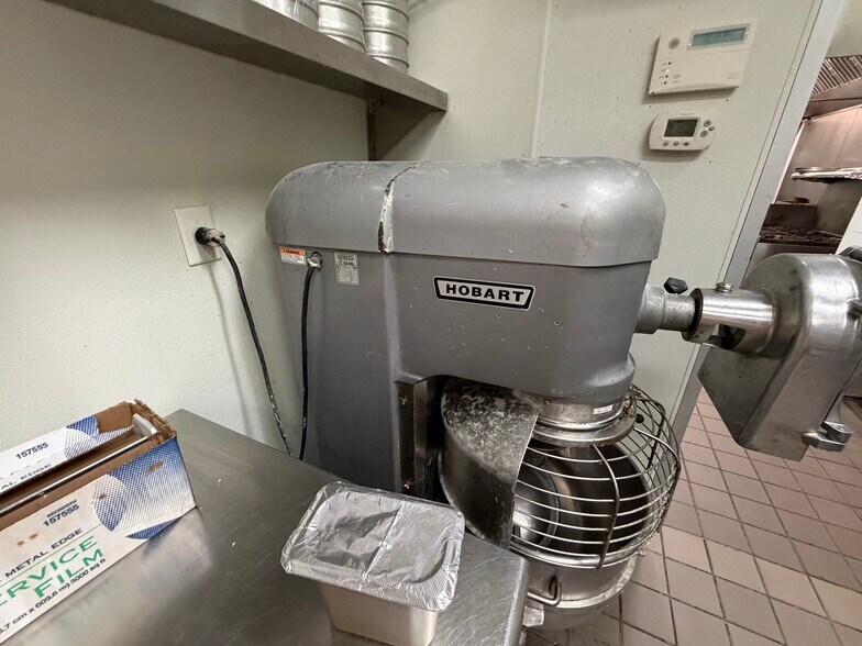 More Photos Of 11805-11921 Westheimer Rd, Houston Fast Food For Lease