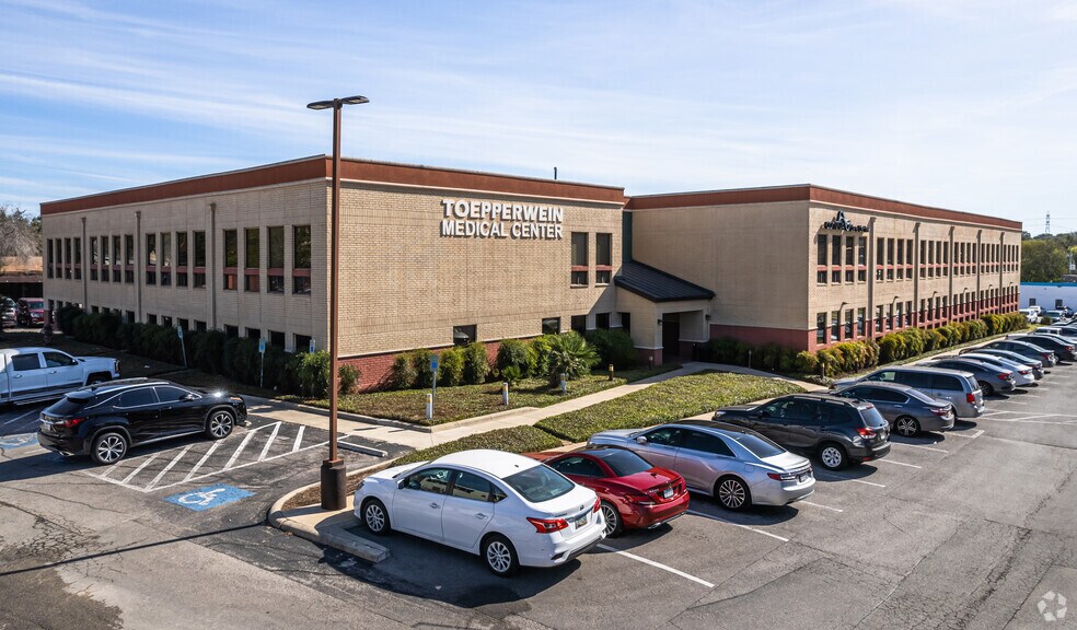 More Photos Of 12602 Toepperwein Rd, San Antonio Medical For Lease