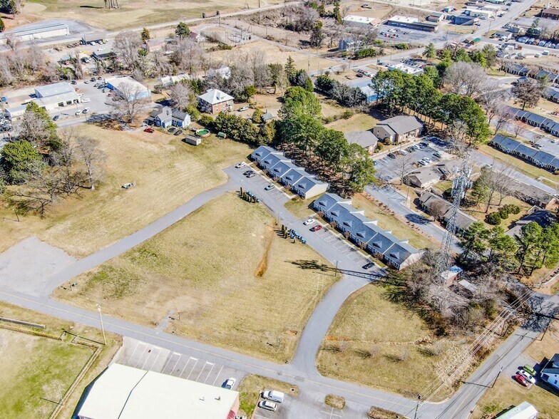 More Photos Of 125 1st Avenue Dr SE, Taylorsville Apartments For Sale