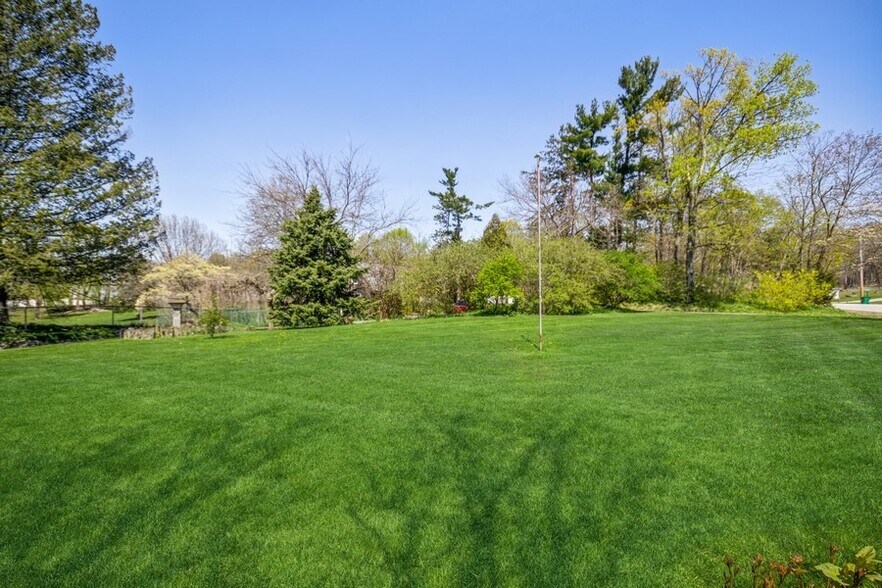 127133 Old Rt 9, Fishkill, NY 12524 Apartments For Sale