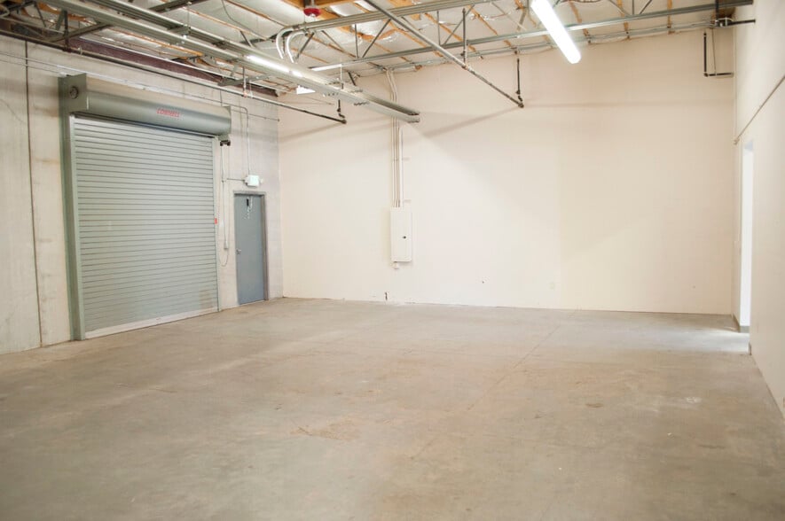 More Photos Of 1140 Financial Blvd, Reno Unknown For Lease