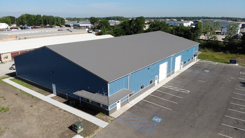 Primary Photo Of 1680-1690 E Porter St, Crown Point Warehouse For Lease