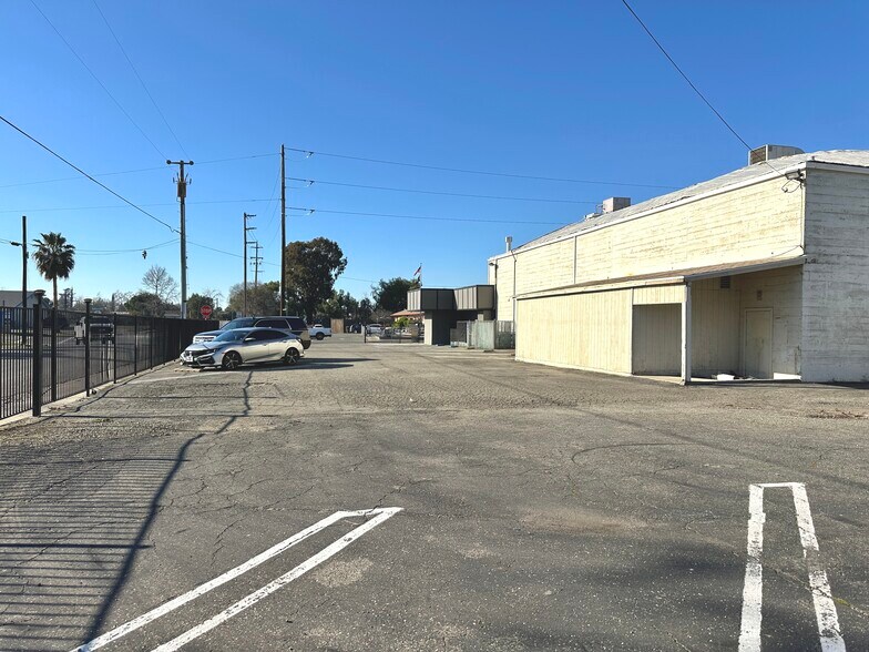 More Photos Of 4979 Olivehurst Ave, Olivehurst General Retail For Sale