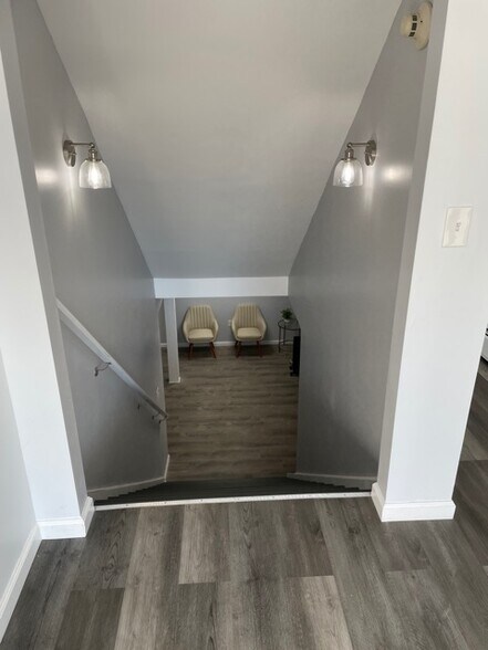 More Photos Of 655 Amboy Ave, Woodbridge Medical For Lease