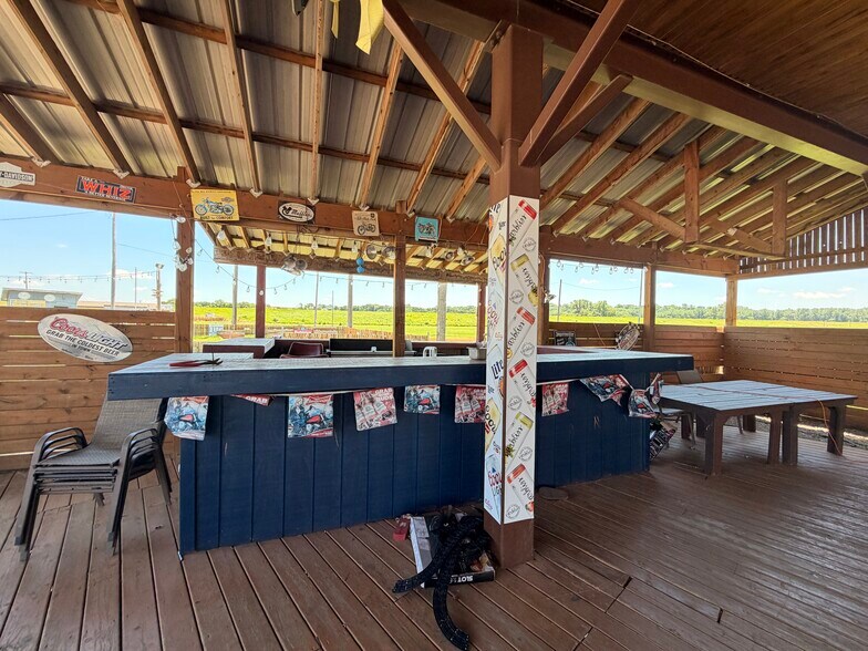 More Photos Of 4700 41st St, Sioux City Restaurant For Sale