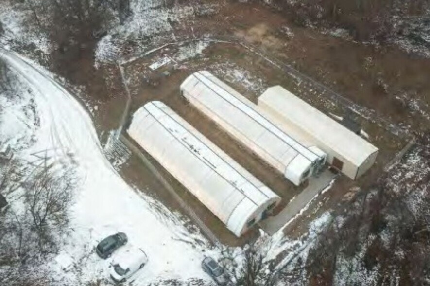 More Photos Of 1900 W Main St, Ionia Warehouse For Sale