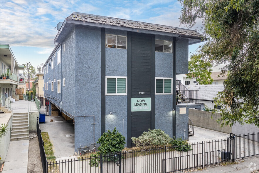 More Photos Of 5912 Willoughby Ave, Los Angeles Apartments For Sale