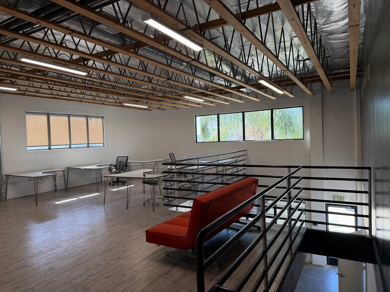 More Photos Of 15911 Arminta St, Van Nuys Manufacturing For Sale