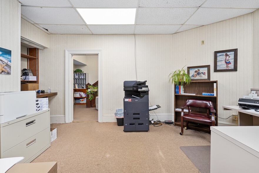 More Photos Of 37 S Halifax Ave, Daytona Beach Schools For Sale