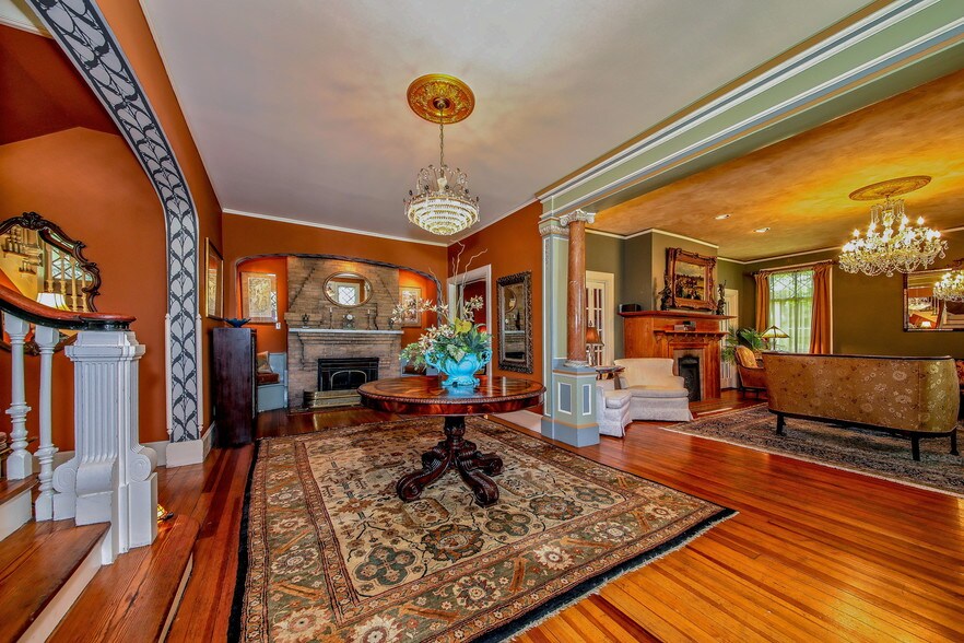 More Photos Of 288 Montford Ave, Asheville Hospitality For Sale