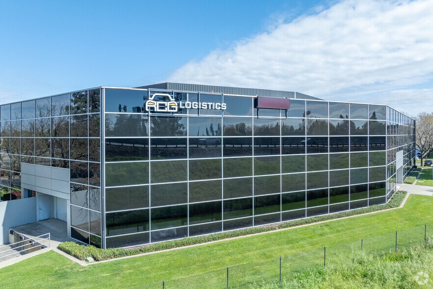 More Photos Of 9300 Tech Center Dr, Sacramento Unknown For Lease