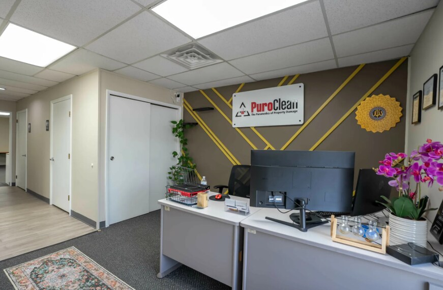 More Photos Of 1860-1878 Star Batt Dr, Rochester Hills Warehouse For Lease