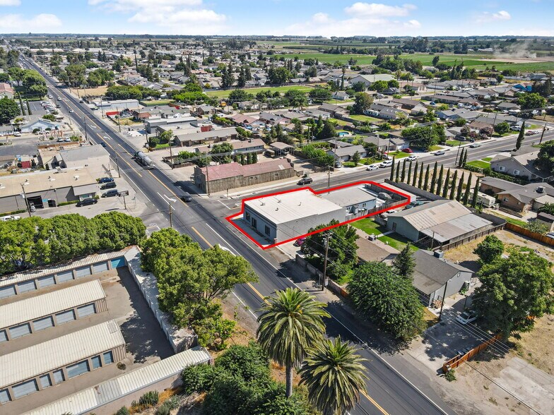 More Photos Of 7490 Lander Ave, Hilmar Office Residential For Sale