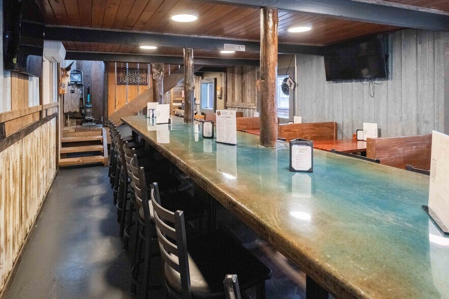 More Photos Of 14965 W Bow Hill Rd, Bow General Retail For Sale