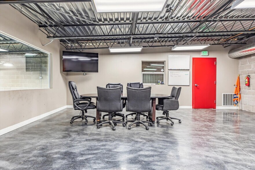 More Photos Of 2274 Manatt Ct, Castle Rock Warehouse For Sale