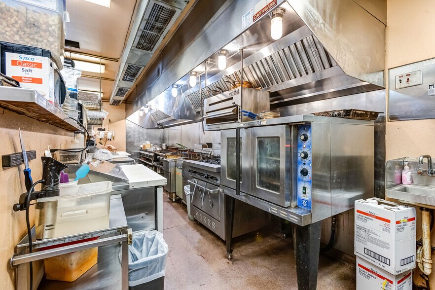 More Photos Of 263 N Main St, Donnelly Restaurant For Sale