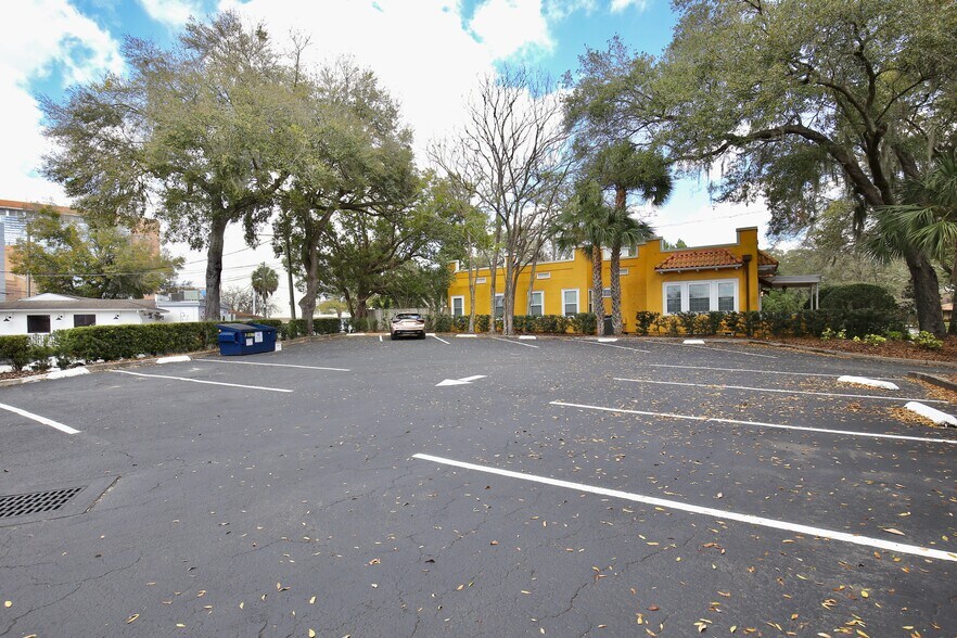 More Photos Of 1527 S Orange Ave, Orlando Office For Lease