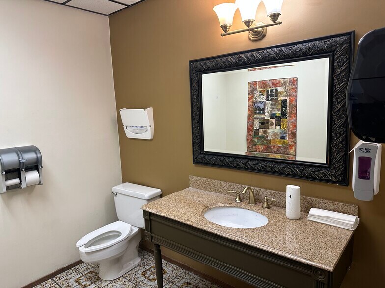 More Photos Of 2108-2116 Broadwater Ave, Billings Office For Lease