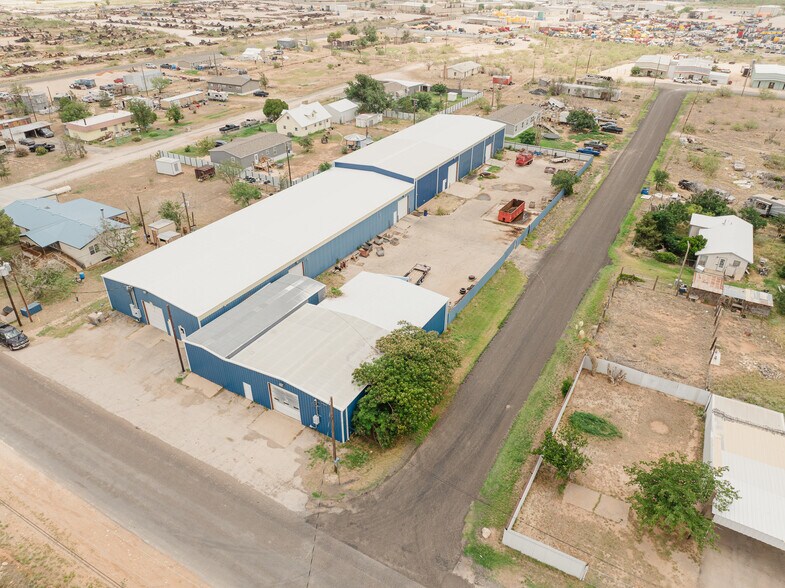 More Photos Of 12915 W County Road 122, Odessa Warehouse For Sale