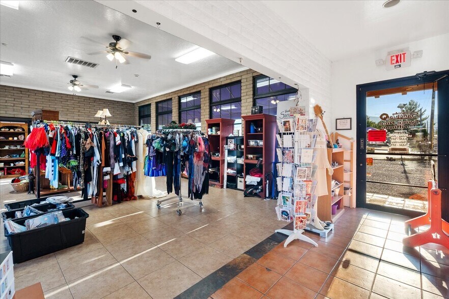 More Photos Of 297 S Main St, Cottonwood Storefront Retail Office For Sale