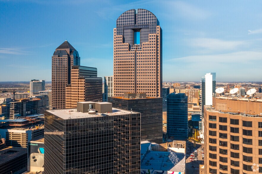 More Photos Of 2200 Ross Ave, Dallas Office For Lease