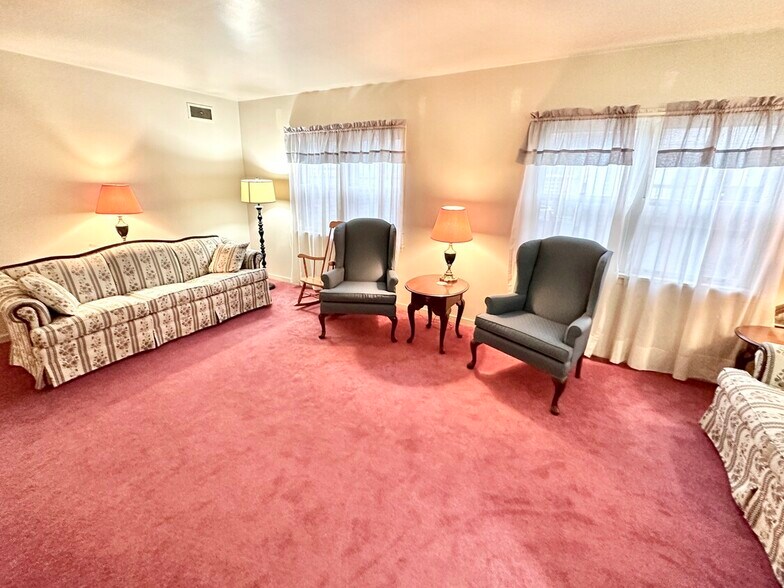 More Photos Of 616 Washington St, Sewickley Office For Lease