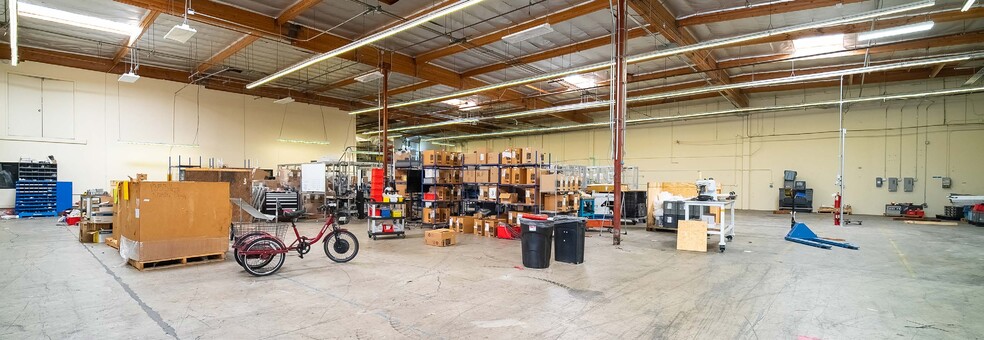 More Photos Of 1873 Diamond St, San Marcos Warehouse For Sale